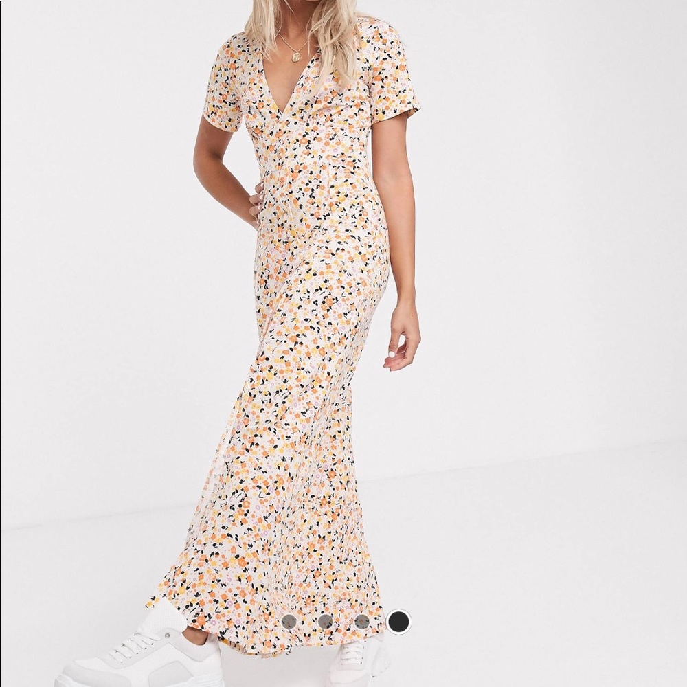 ASOS DESIGN petite button through maxi tea with splits in ditsy print
